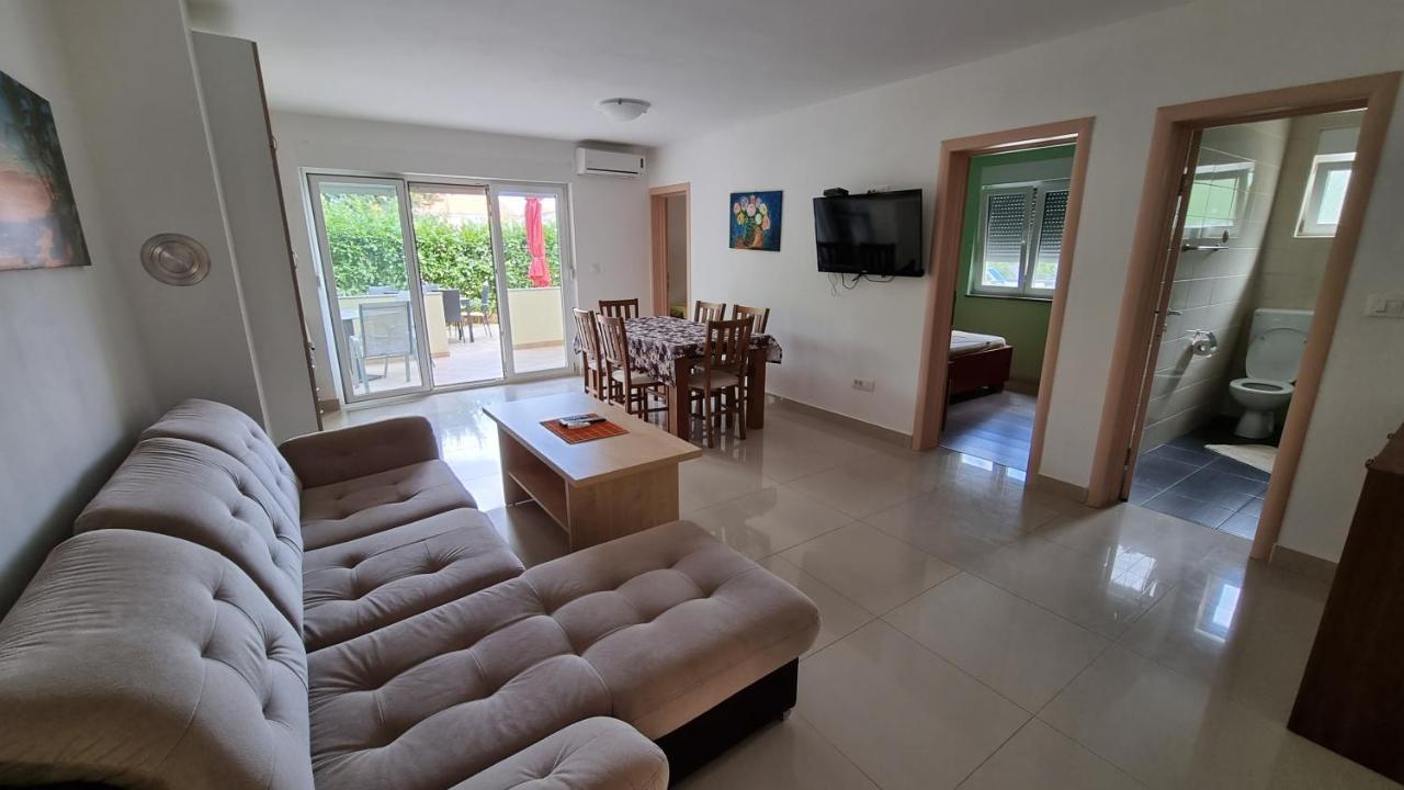 Apartments Bellator Šilo Eksteriør billede