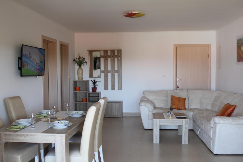 Apartments Bellator Šilo Eksteriør billede